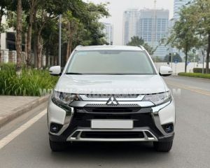 Xe Mitsubishi Outlander 2.0 CVT 2022