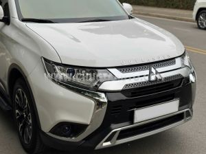 Xe Mitsubishi Outlander 2.0 CVT 2022