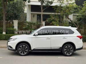 Xe Mitsubishi Outlander 2.0 CVT 2022