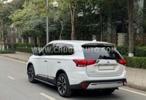 Xe Mitsubishi Outlander 2.0 CVT 2022