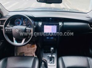 Xe Toyota Fortuner 2.7V 4x2 AT 2021