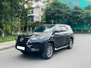 Xe Toyota Fortuner 2.7V 4x2 AT 2021