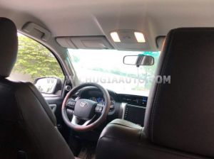 Xe Toyota Fortuner 2.7V 4x2 AT 2016