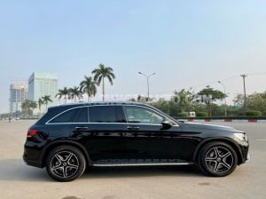 Xe Mercedes Benz GLC 300 4Matic 2020