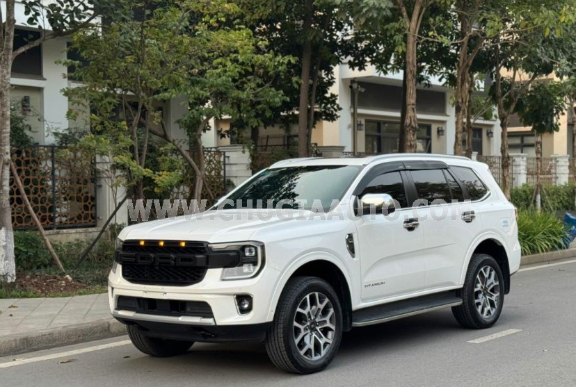 Ford Everest Titanium Plus 2.0L 4x4 AT 2022