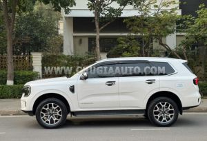 Xe Ford Everest Titanium Plus 2.0L 4x4 AT 2022