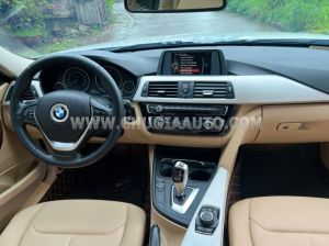 Xe BMW 3 Series 320i 2015