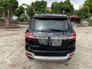 Xe Ford Everest Titanium 2.0L 4x2 AT 2018