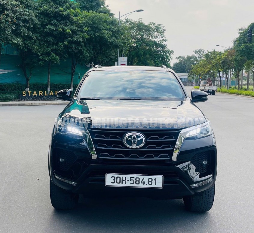 Toyota Fortuner 2.7V 4x2 AT 2021