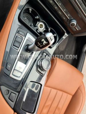 Xe BMW 5 Series 520i 2012