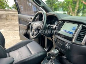 Xe Ford Everest Titanium 2.0L 4x2 AT 2018