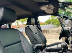 Xe Ford Everest Titanium 2.0L 4x2 AT 2018