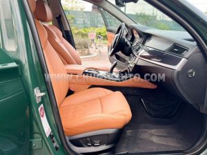 Xe BMW 5 Series 520i 2012