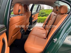 Xe BMW 5 Series 520i 2012