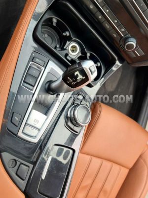 Xe BMW 5 Series 520i 2012