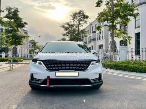 Kia Carnival Signature 2.2D
