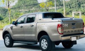 Xe Ford Ranger XLS 2.2L 4x2 AT 2019