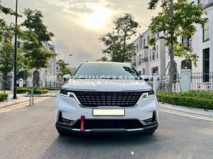Kia Carnival Signature 2.2D
