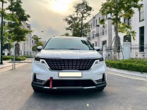Kia Carnival Signature 2.2D